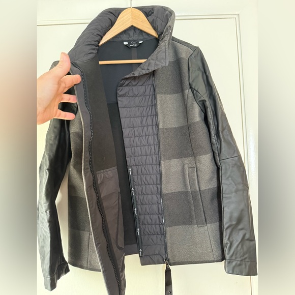 Lululemon Brisky Biker Sweat Life Faux Leather Black Soot Stripe Moto Jacket 8 - Picture 12 of 16